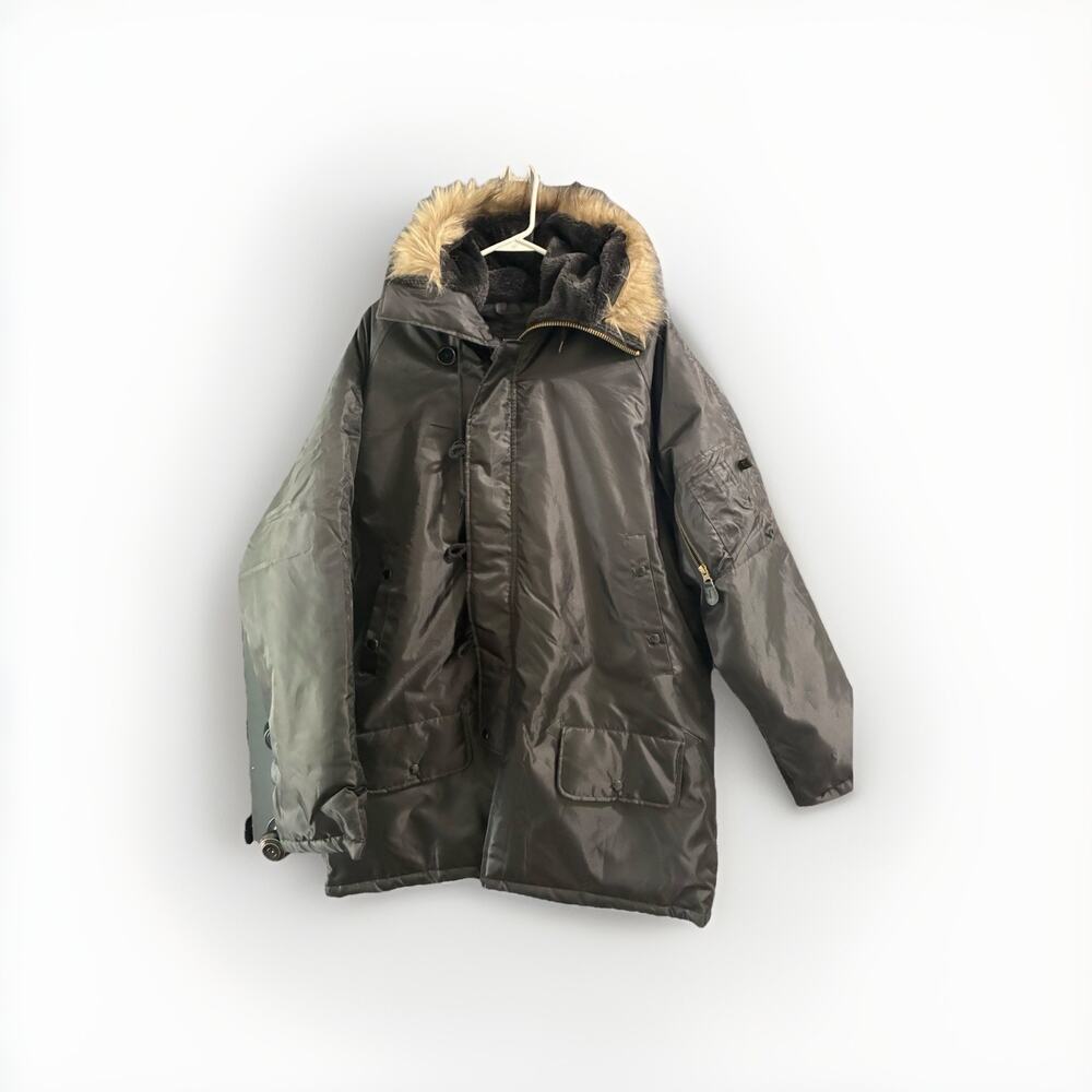 Rothco N-3B PARKA Military Style Extreme Cold Parka Jacket Military Sz Medium